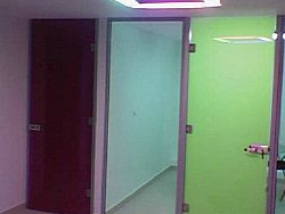 Εσωτερική πόρτα με χρώμα